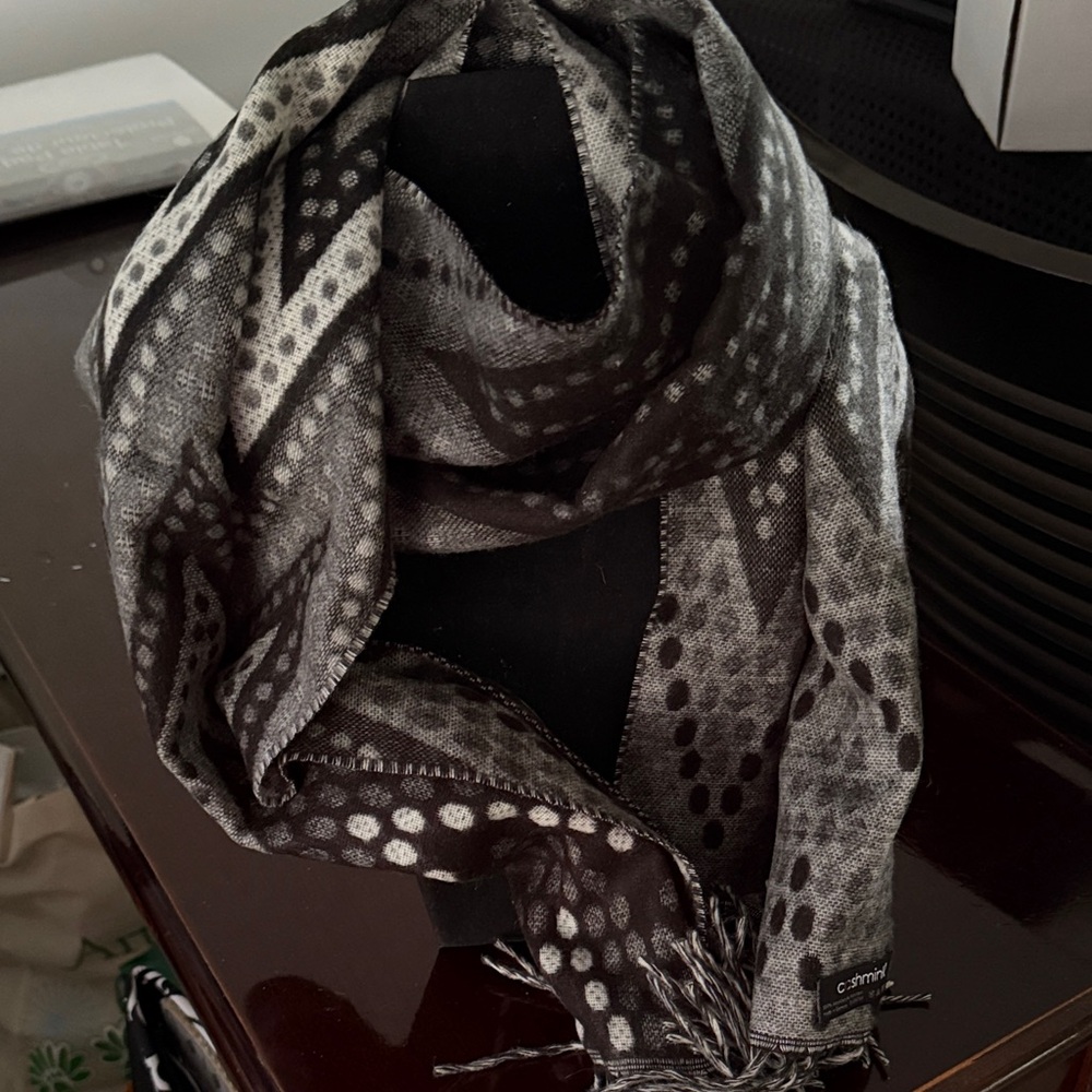 Stylish Black and Gray Scarf by Storm